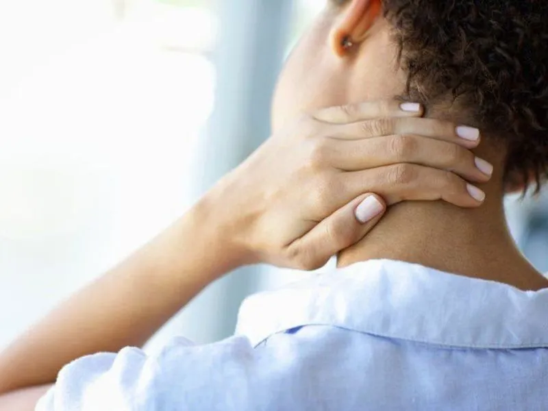 Vận động của vùng cổ bị hạn chế