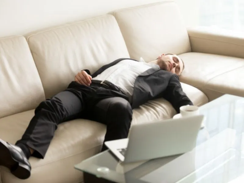 Ngồi lâu và ít vận động