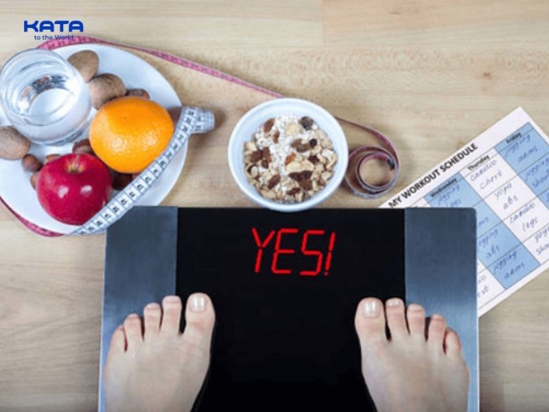 Cân nặng dao động trong ngày khi cân ở thời điểm khác nhau