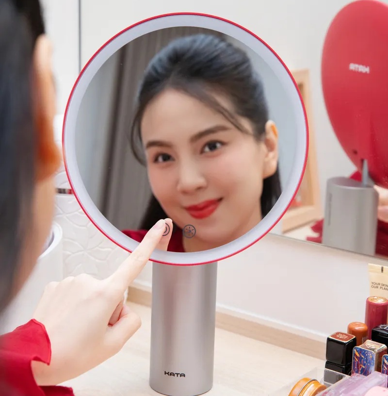 Sản phẩm cho phép tùy chỉnh giữa các dải sáng