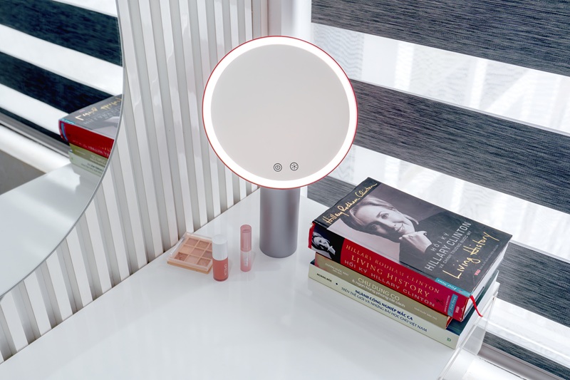 Gương LED trang điểm KATA Miro O2