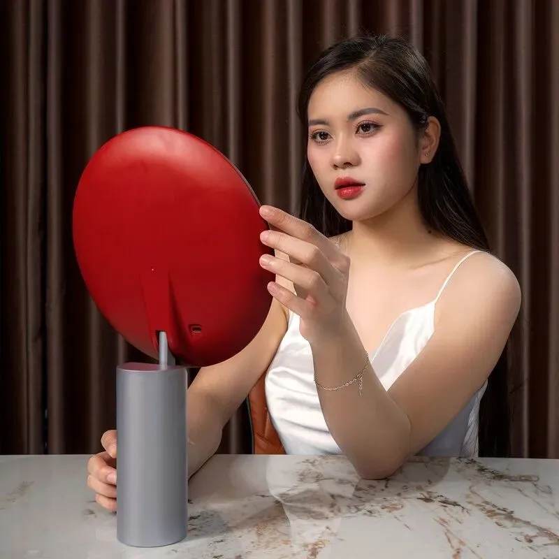 Kích thước gương vừa phải không quá to hoặc quá nhỏ