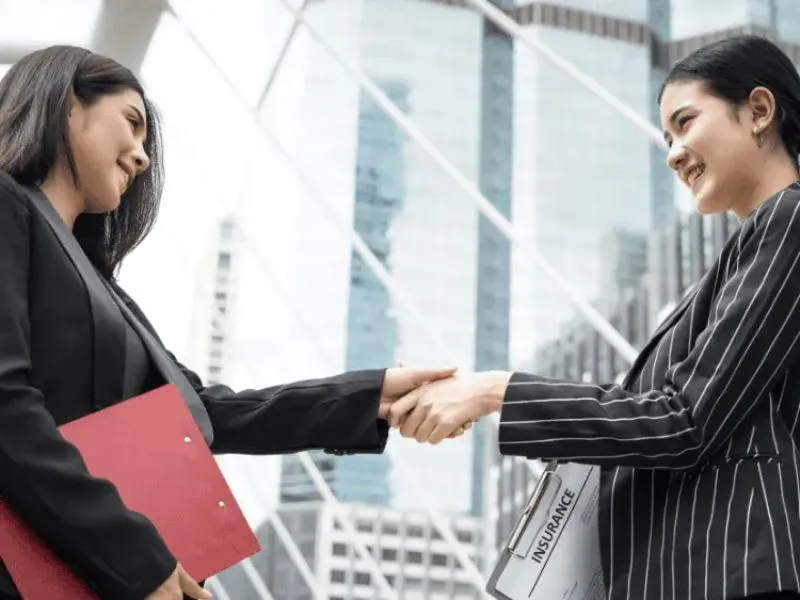 Gương KATA là món quà giúp kết nối doanh nghiệp, đối tác