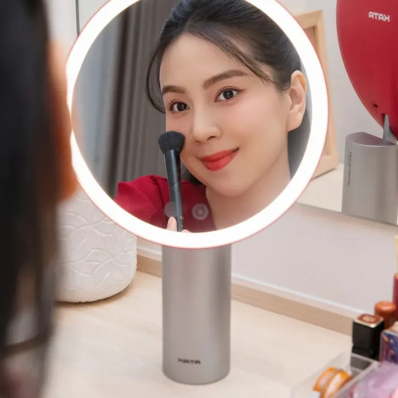 Cung cấp ánh sáng tối ưu khi makeup cho phái đẹp
