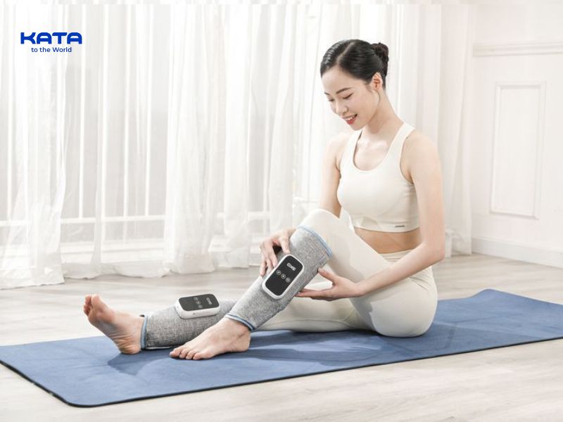 Massage cẳng chân hỗ trợ thư giãn các nhóm cơ, giảm căng cứng