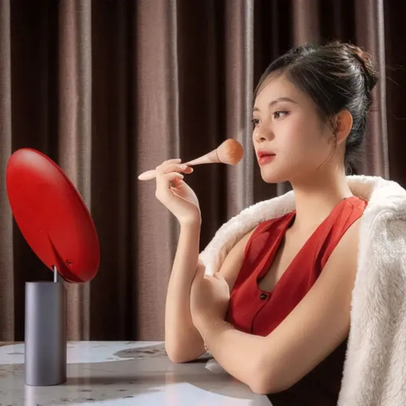 Có nên mua gương LED trang điểm?
