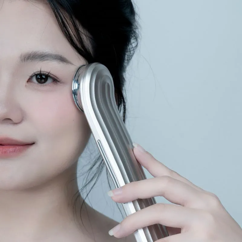 Cần lưu ý gì khi sử dụng máy đẩy tinh chất