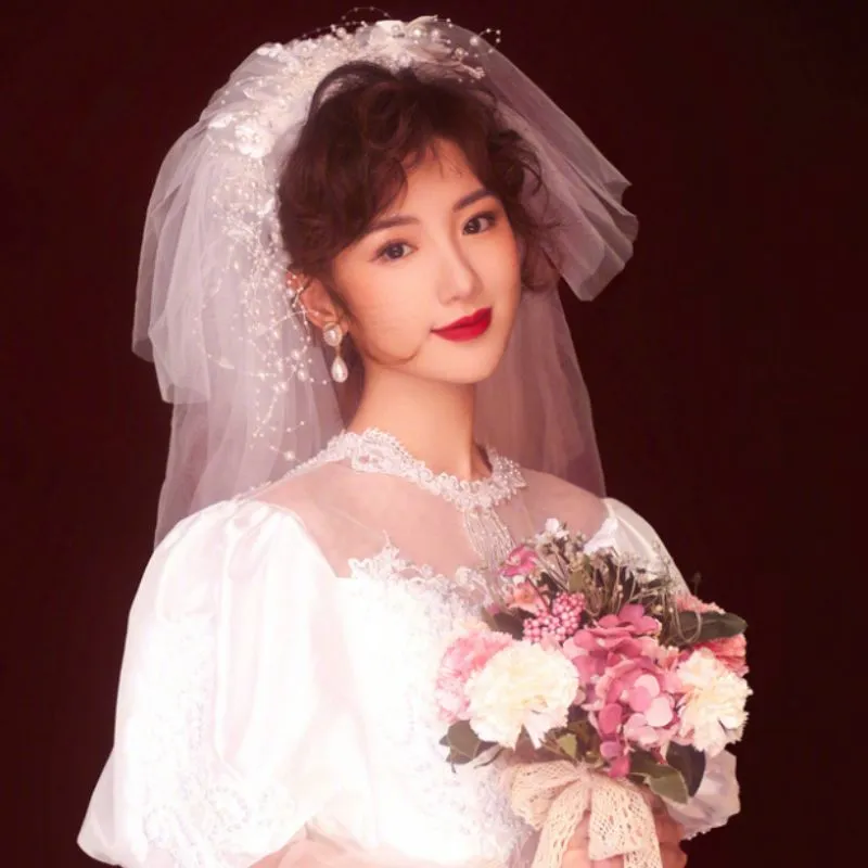 Hướng dẫn cách makeup cô dâu thập niên 90 theo trend