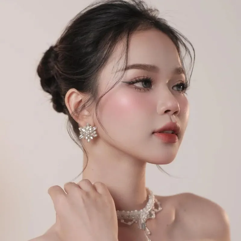 Makeup cô dâu tone hồng quyến rũ