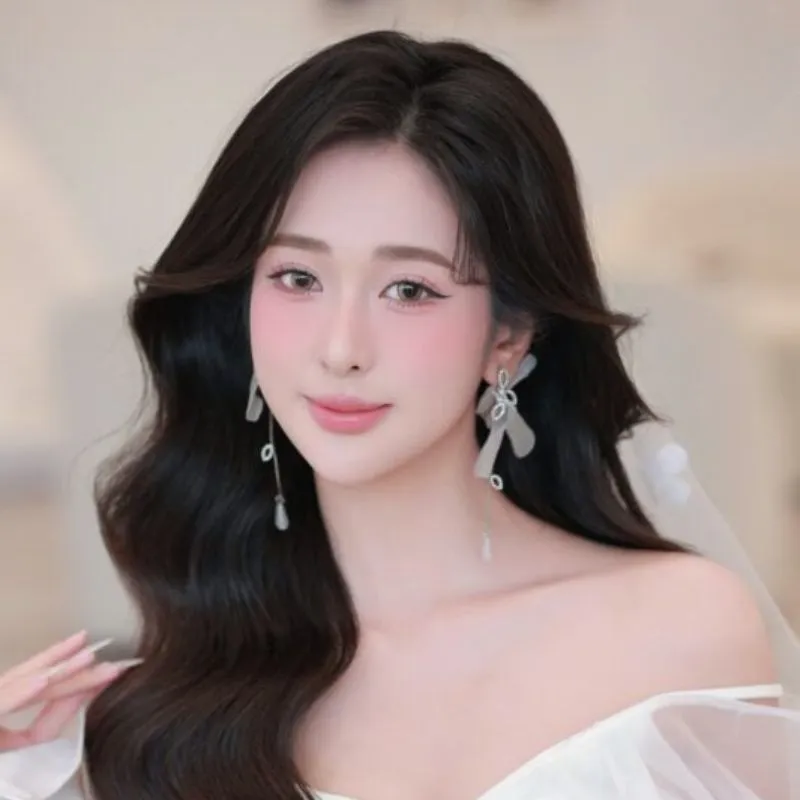 Vì sao makeup cô dâu tone hồng được ưa chuộng