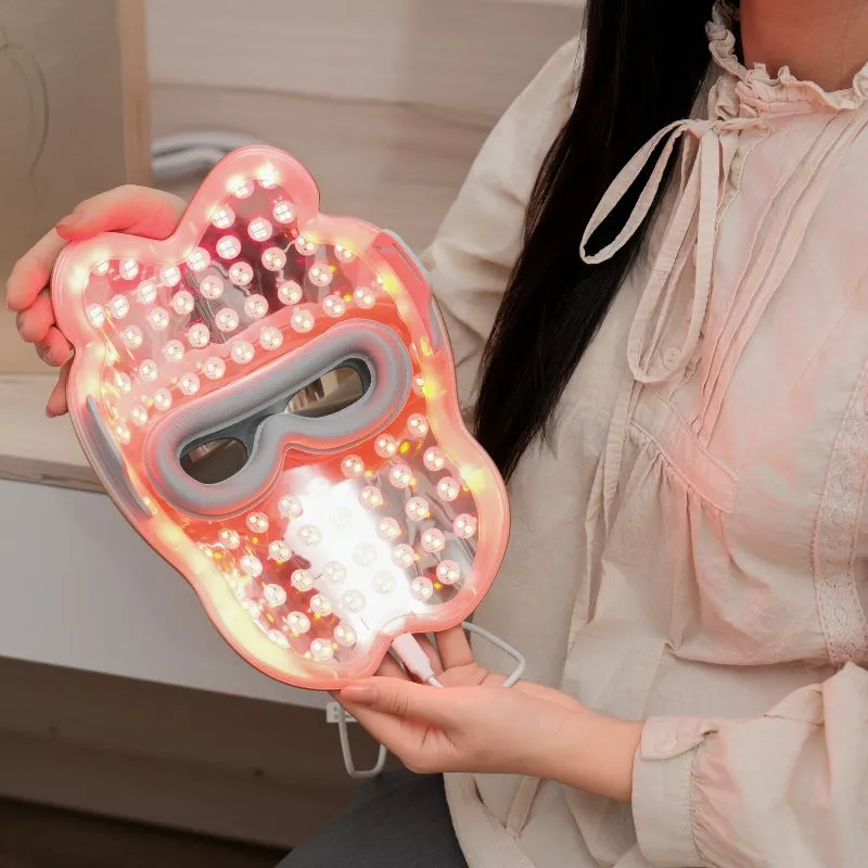 Công nghệ ánh sáng sinh học độc quyền với 352 hạt đèn LED 