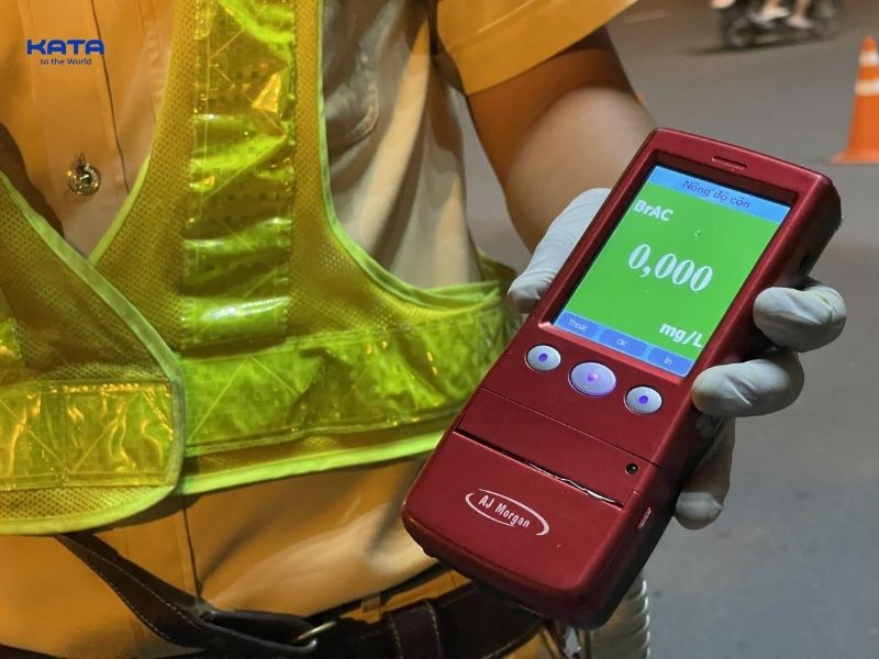 AJ Morgan AJM-BAC86 được sử dụng phổ biến trong lực lượng Cảnh sát giao thông
