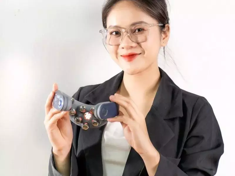 Cách dùng máy massage cổ vai gáy SKG chuẩn