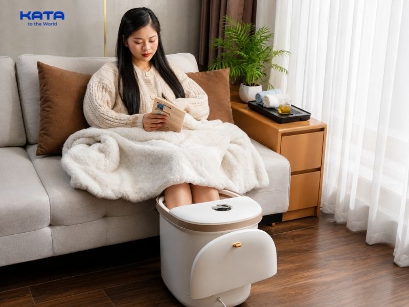 Không nên sử dụng nước quá nóng hoặc ngâm chân quá lâu sẽ ảnh hưởng đến sức khỏe
