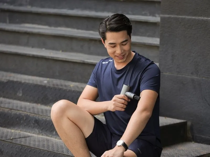 Súng massage cầm tay mini