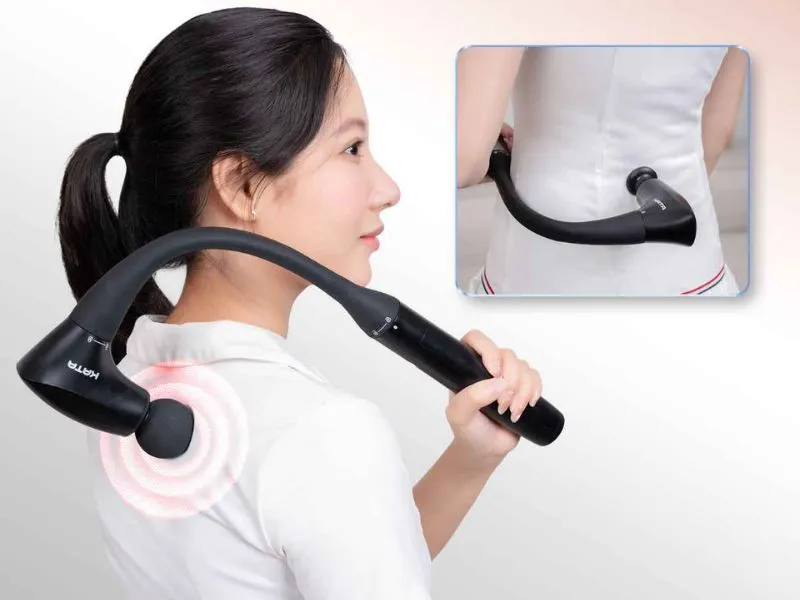 Sử dụng thiết bị hỗ trợ massage