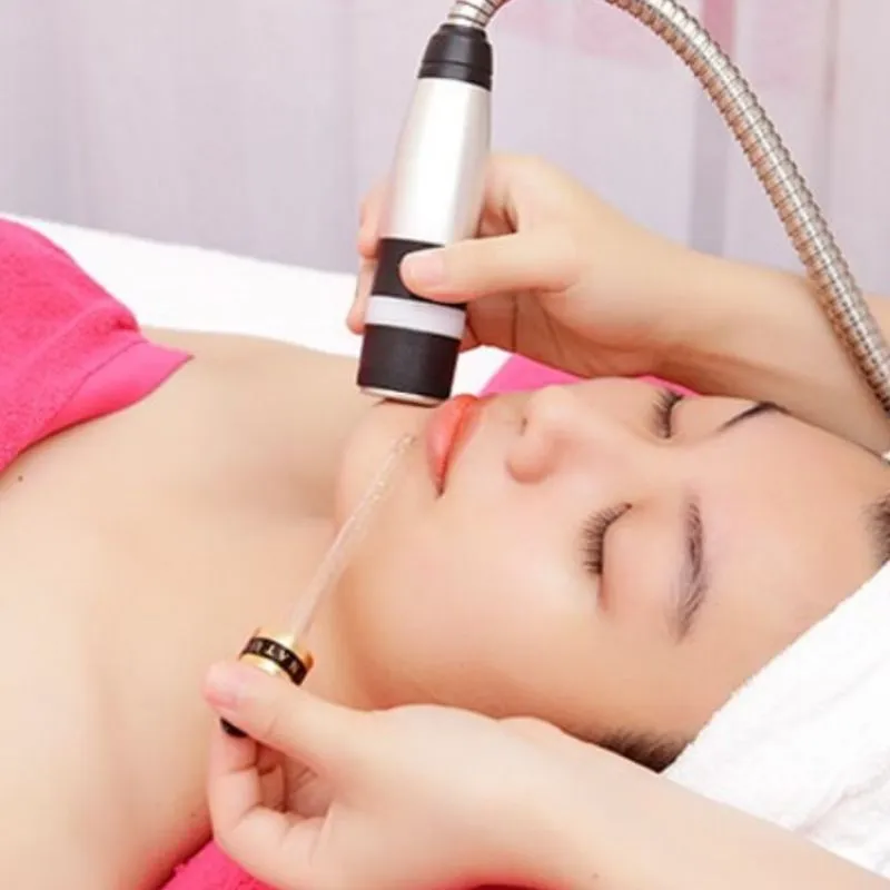 Nguyên Lý Hoạt Động Của Máy Điện Di Trong Lĩnh Vực Làm Đẹp Là Gì?