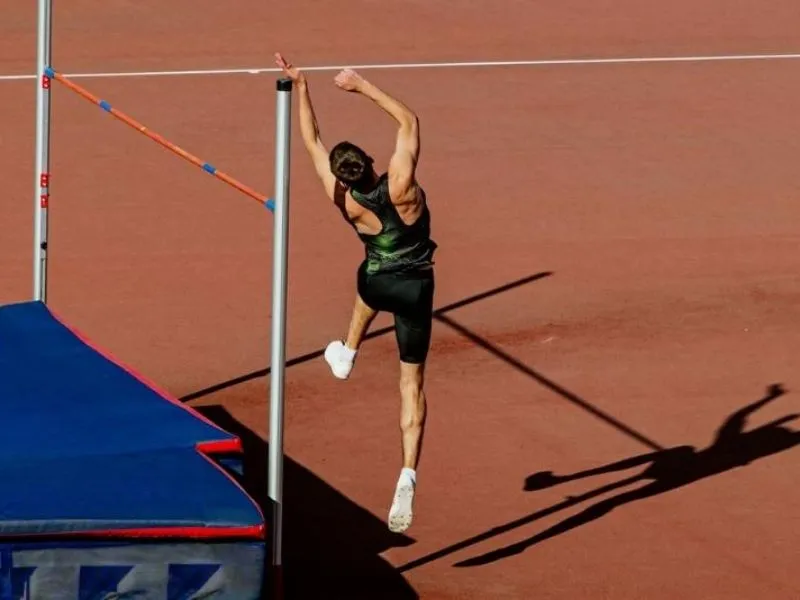 Giậm nhảy trong nhảy cao