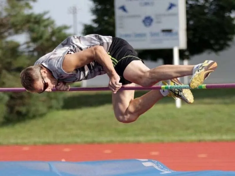 Kiểu nhảy cao úp bụng