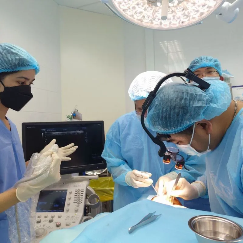 Phẫu thuật căng da mặt là gì?