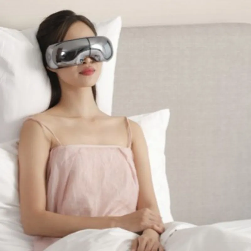 Máy massage mắt KATA ME10 được trang bị nhiều tính năng công nghệ cao