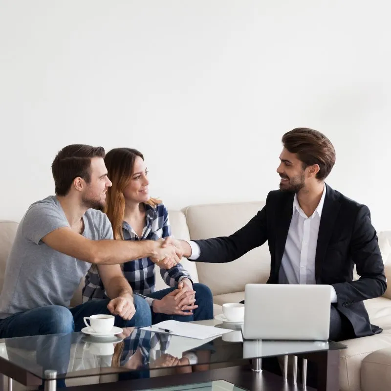 Top Quà Tặng Cho Nhân Viên Bất Động Sản Giúp Tăng Động Lực Làm Việc