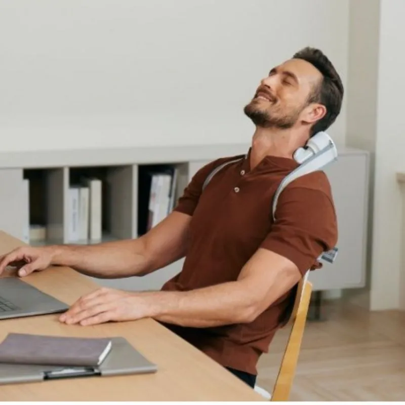 Sản phẩm massage SKG H7 max phù hợp với kỹ sư điện