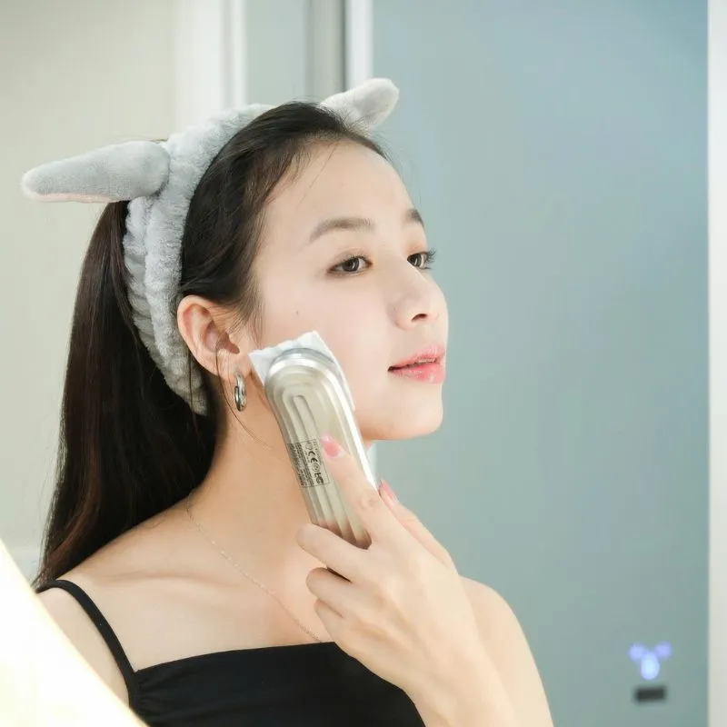 Máy điện di tinh chất KATA Miro S2 là một trong những thiết bị chăm sóc da cao cấp