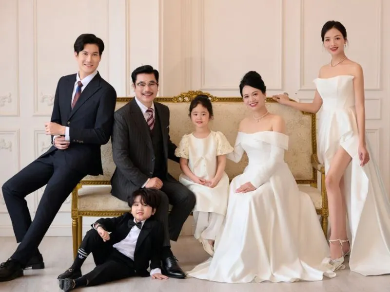 Album ảnh kỷ niệm/chụp ảnh cưới lại