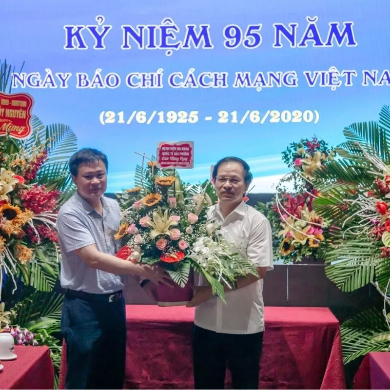 Xu hướng quà tặng ngày Báo chí Cách mạng Việt Nam 21.6 nổi bật trong năm 2025