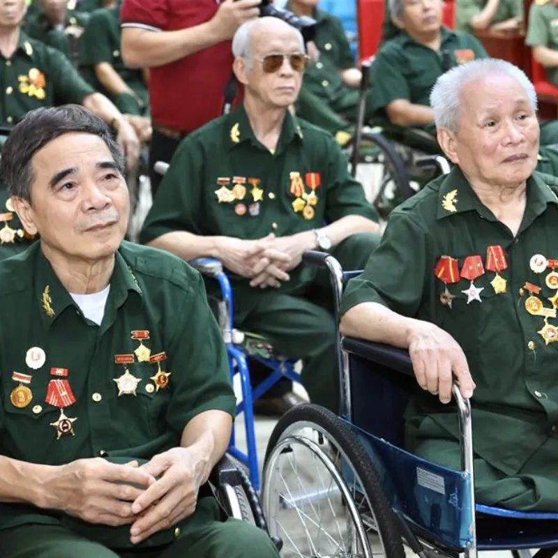 Lựa chọn quà tặng phù hợp vào ngày Thương binh Liệt sĩ