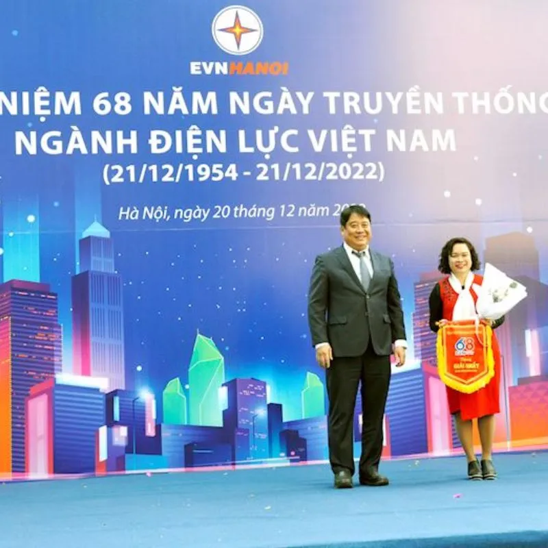 Tổng hợp TOP 3 quà tặng ngày Truyền thống ngành Điện (EVN)