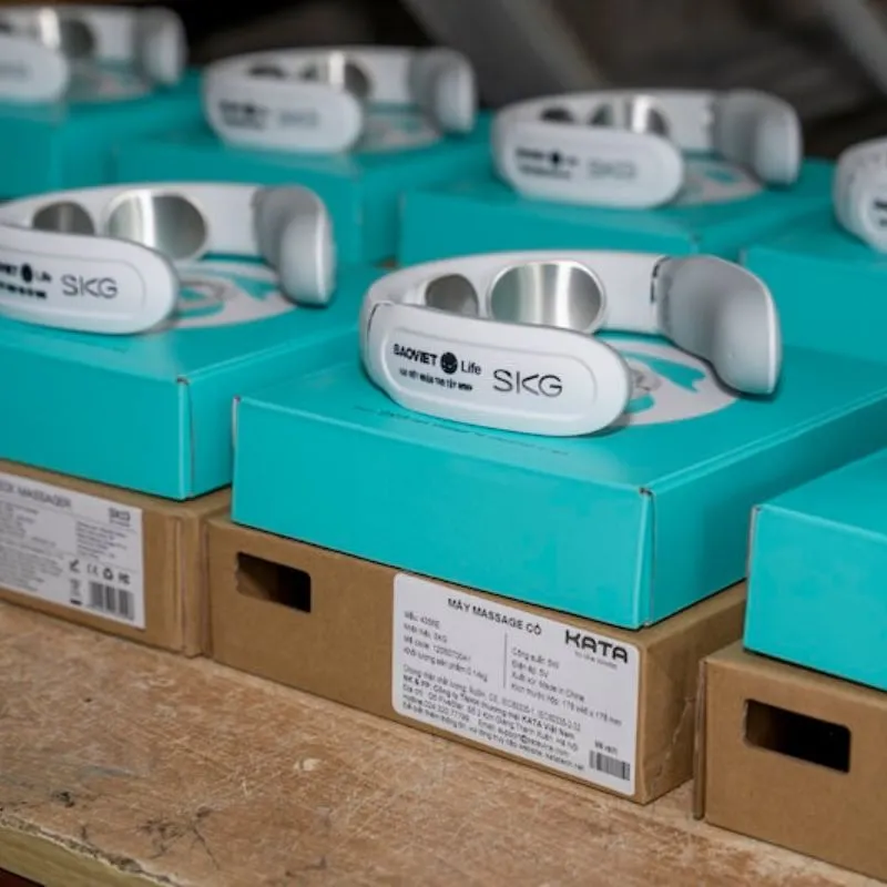 Nâng tầm quà tặng doanh nghiệp với thiết kế và in logo ấn tượng