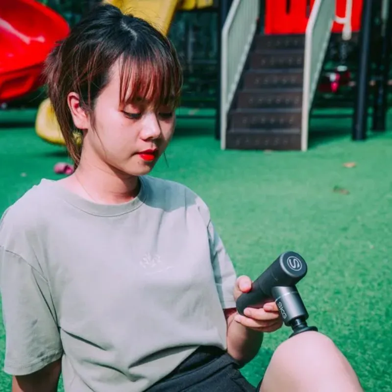 Súng massage mini SKG F3-EN