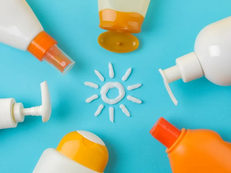 Nên mua kem chống nắng loại nào?