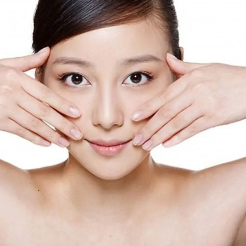 Xung điện EMS giúp nâng cơ làn da