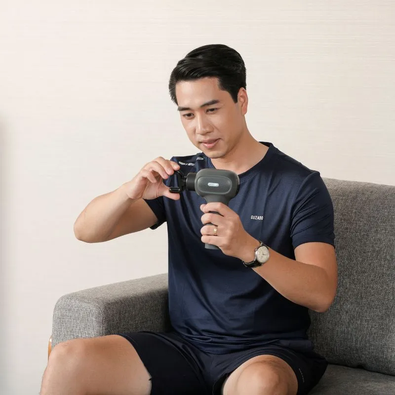 Súng massage giúp giảm đau mỏi sau trận đấu