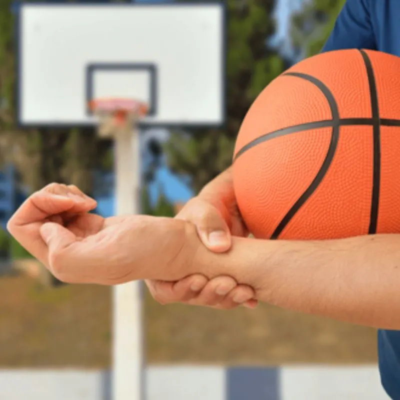 Súng massage cầm tay hỗ trợ phục hồi cơ bắp nhanh chóng