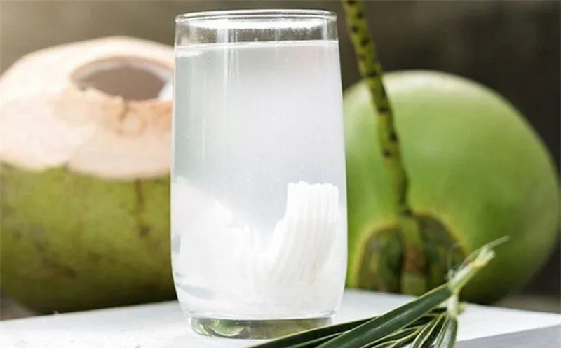 Nên uống nước dừa như nào để có thể giảm cân? - Chọn thời điểm phù hợp trong ngày để uống nước dừa