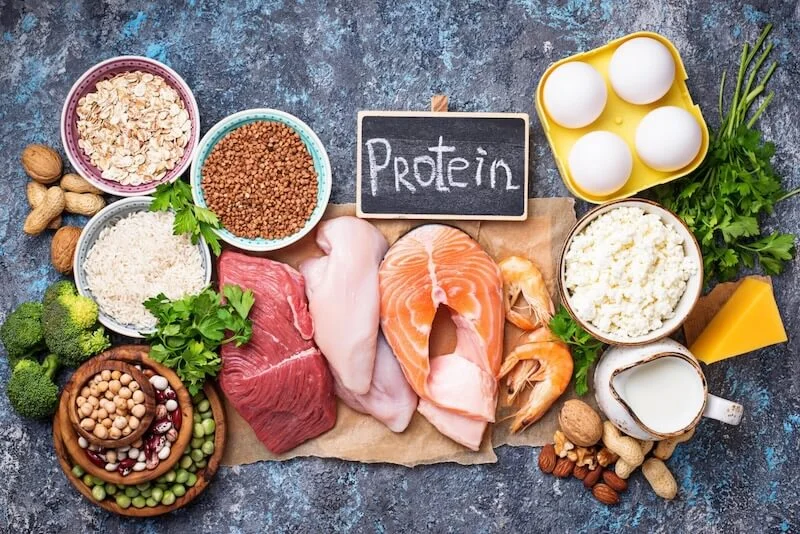 1 ngày cần bao nhiêu protein để tăng cơ?