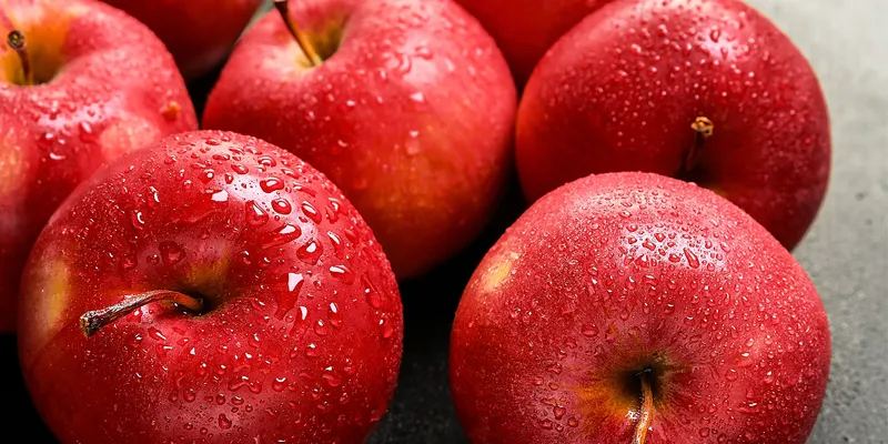 Tìm hiểu 100g táo đỏ bao nhiêu calo