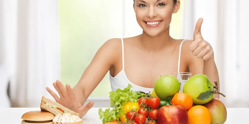 Thực hiện chế độ ăn lành mạnh giúp giảm mỡ máu