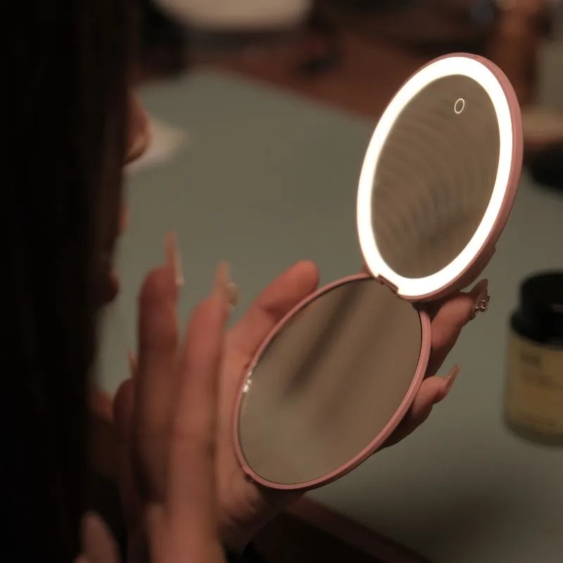 Ánh sáng ổn định giúp mắt không bị mỏi, đồng thời giảm nguy cơ sai lệch trong quá trình quan sát màu sắc