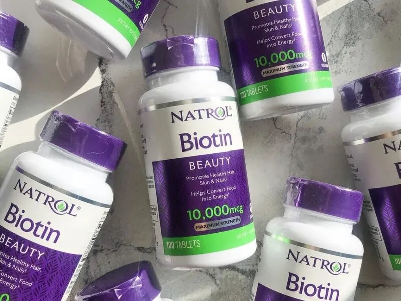 Uống biotin thường xuyên có sao không? 