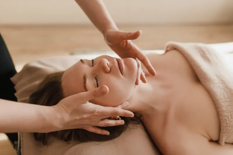 Top 10 các loại hình massage thông dụng ngày nay - Massage Shiatsu Nhật Bản