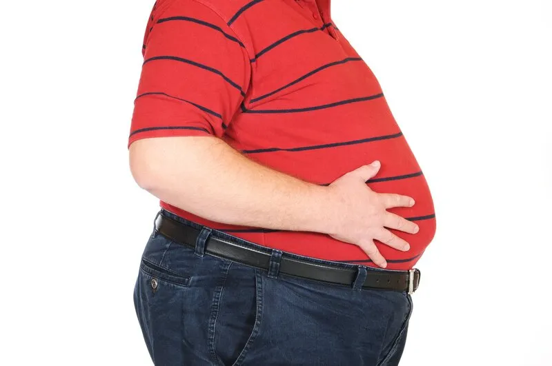 Tác hại của việc ăn tối muộn không phải ai cũng biết - Tăng nguy cơ béo phì, lên cân 