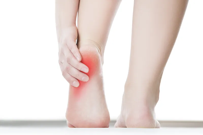 Điều trị đau gót chân như thế nào hiệu quả