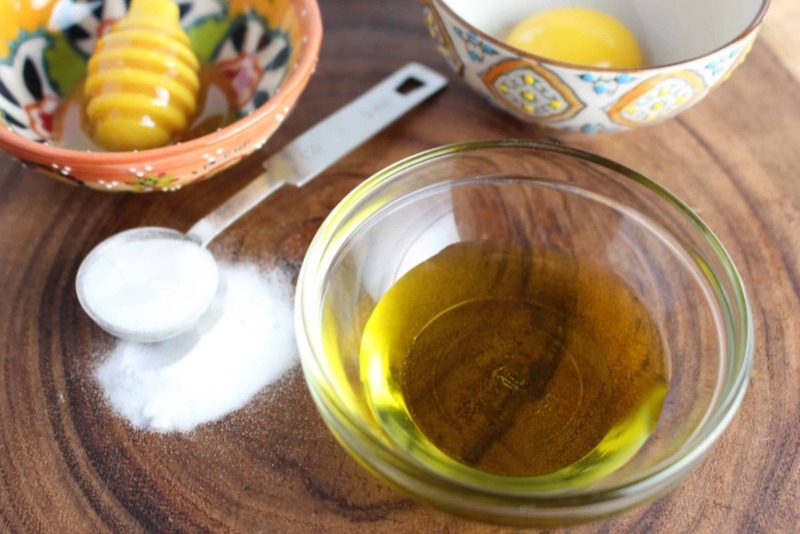 Dầu olive có khả năng gây bít tắc lỗ chân lông nên không thích hợp với làn da dầu