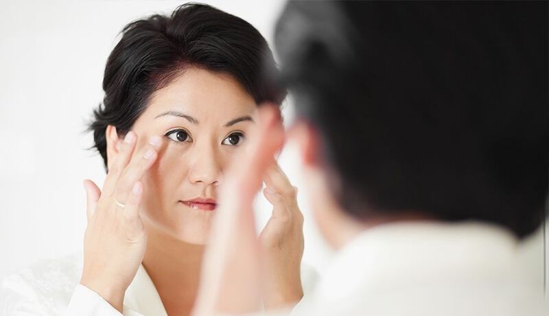 Nếu không được quan tâm, chăm sóc kỹ lưỡng, da mặt có thể phải đối diện với tình trạng lão hoá sớm