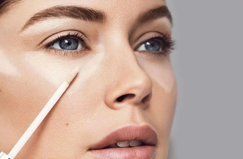 Những sai lầm khi thực hiện trang điểm bọng mắt 